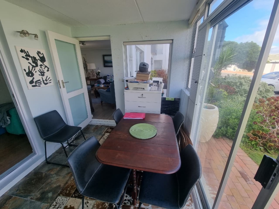 To Let 2 Bedroom Property for Rent in Big Bay Western Cape